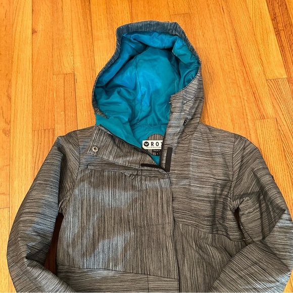 Roxy woman’s Snowboard insulated Jacket size S - Picture 3 of 15